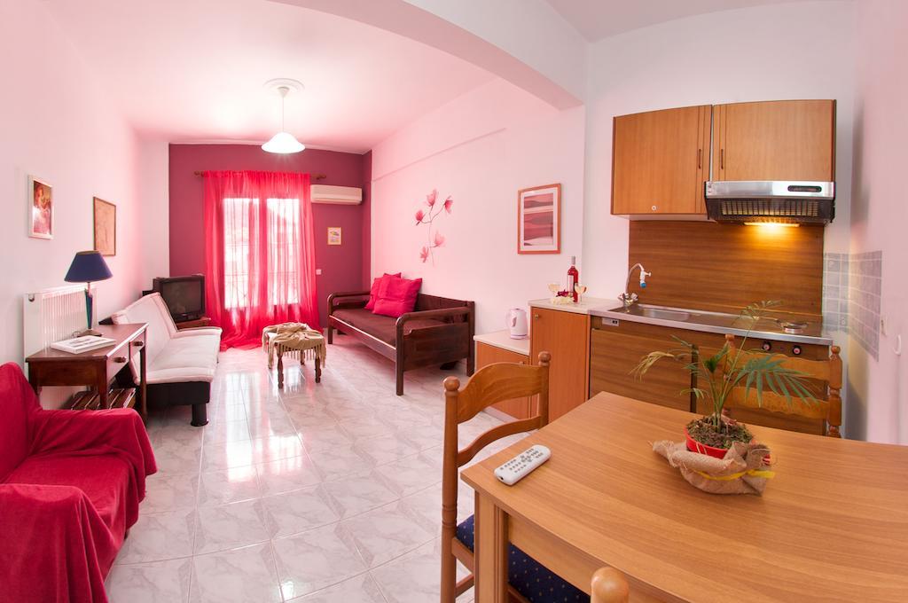 סאמי Thodora Appartments מראה חיצוני תמונה
