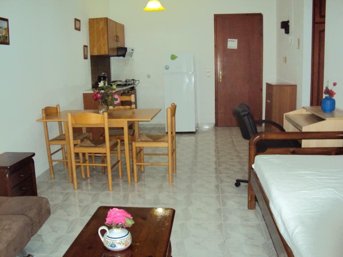 סאמי Thodora Appartments מראה חיצוני תמונה