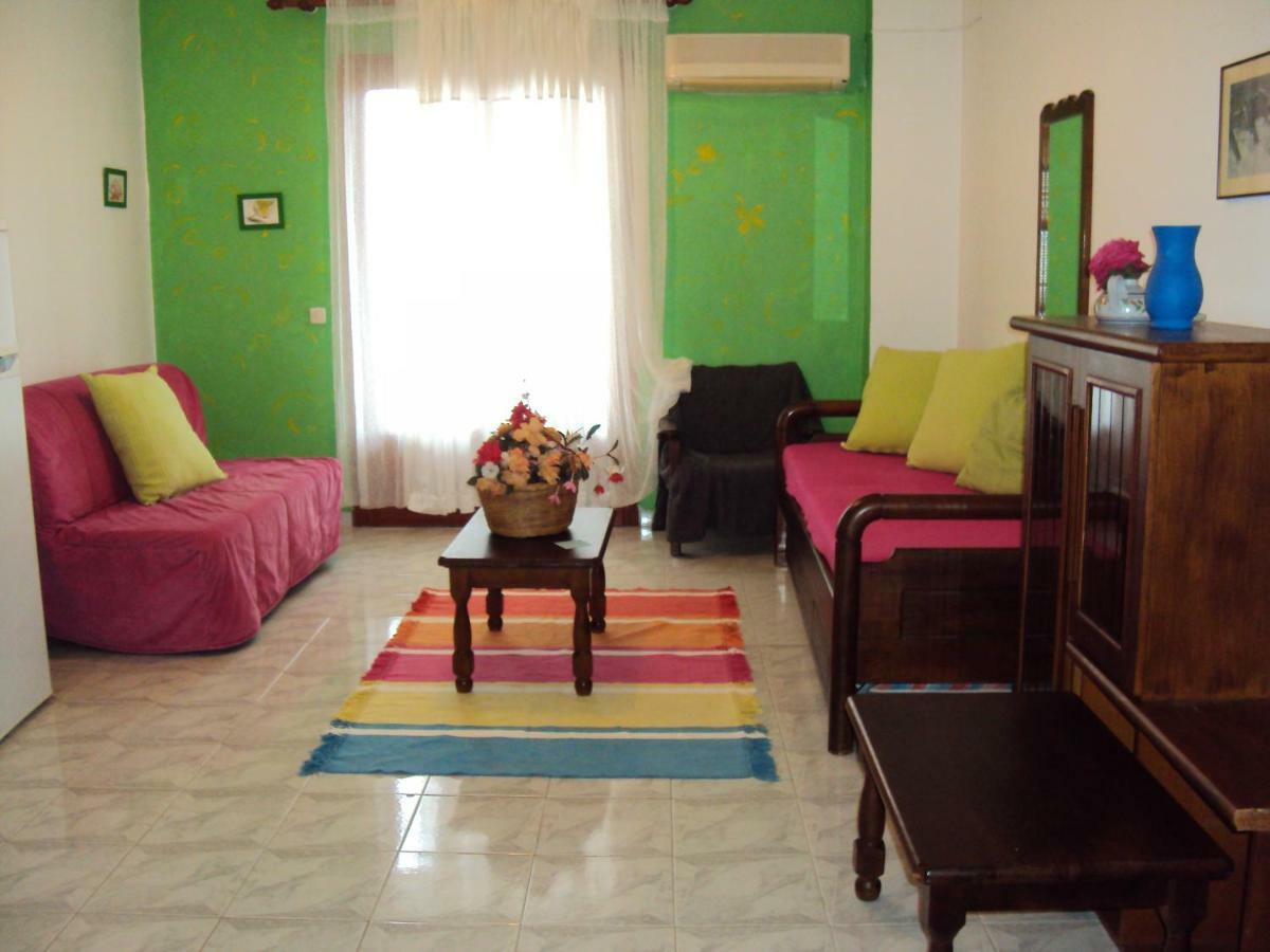 סאמי Thodora Appartments מראה חיצוני תמונה