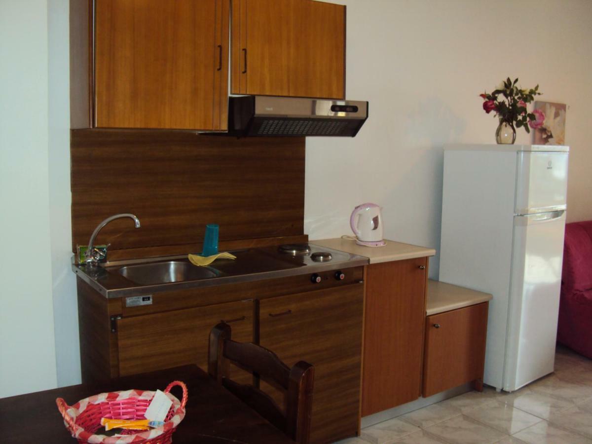 סאמי Thodora Appartments מראה חיצוני תמונה