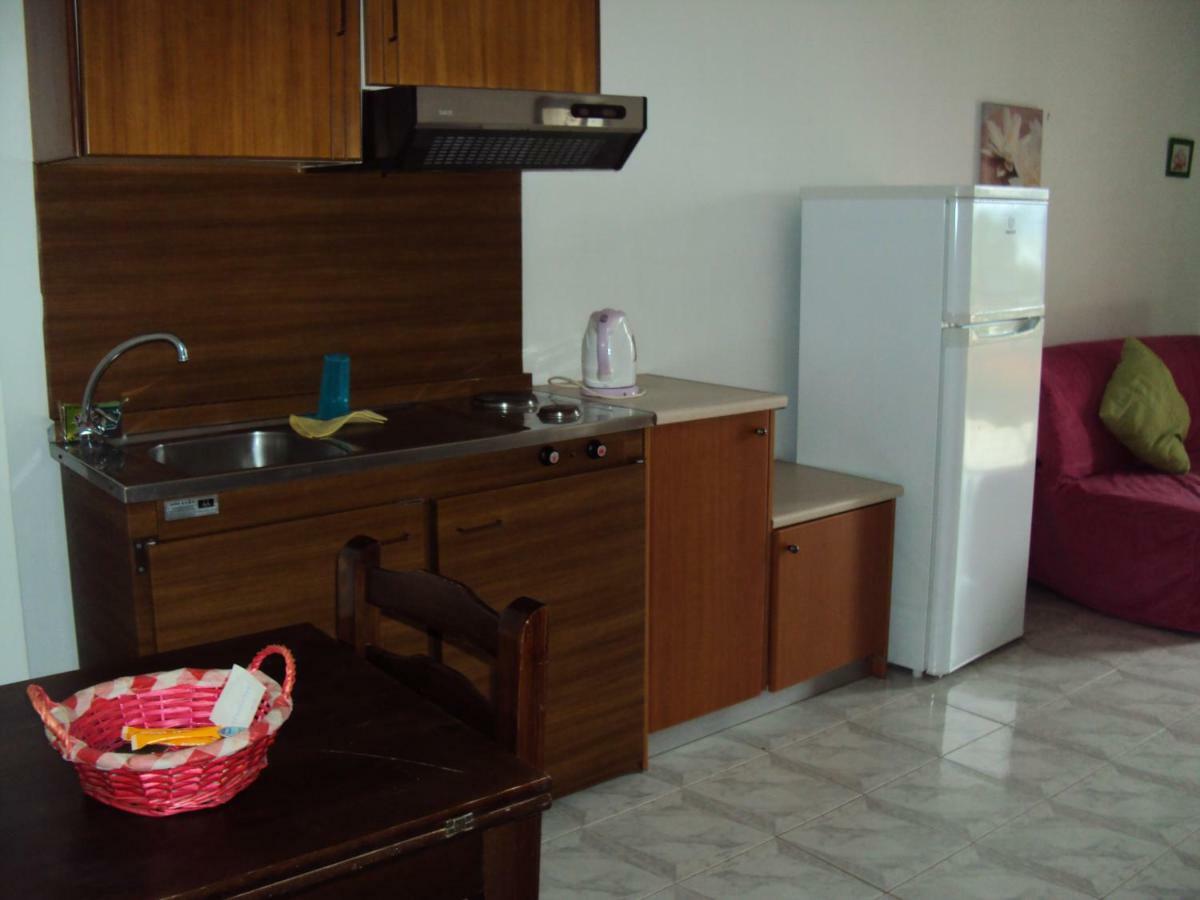 סאמי Thodora Appartments מראה חיצוני תמונה